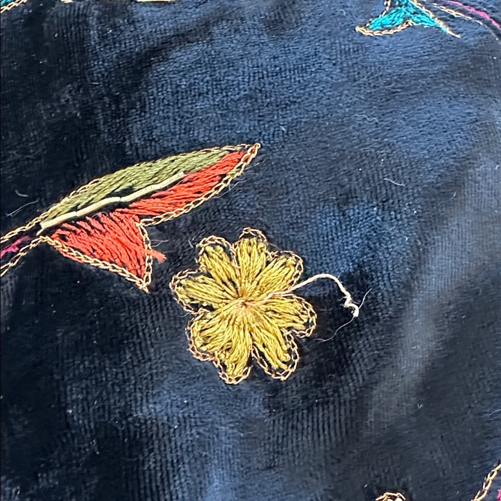 Unbranded Black Fur Trimmed Cape with Metallic Thread Embroidery - Picture 11 of 12